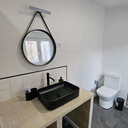 Maison La Valenciennoise Appartement *